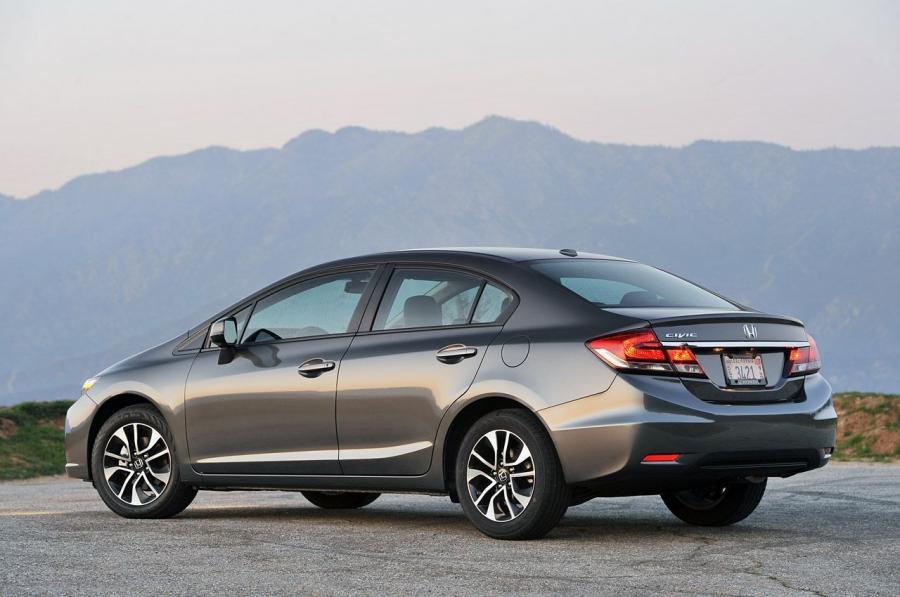  Honda Civic 2013 года  (фото 23 из 47)